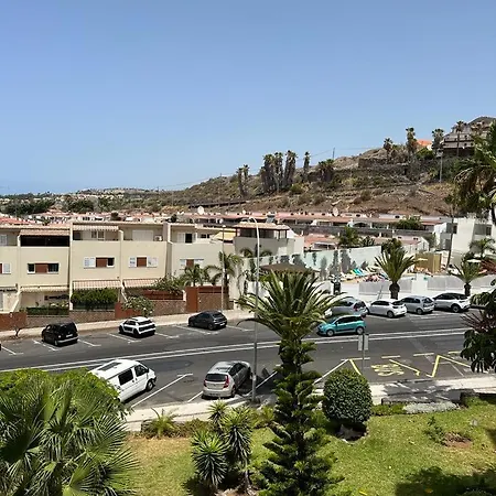 Castle Harbour Aparthotel