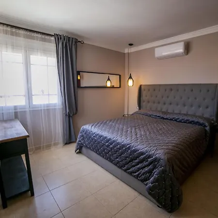 N9 Villa