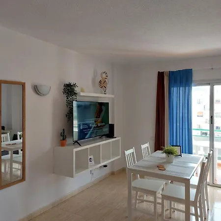Apartment Comodoro Cristianos 601t Los Cristianos (Tenerife)