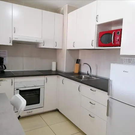 Large With Lovely Terrace And Wifi