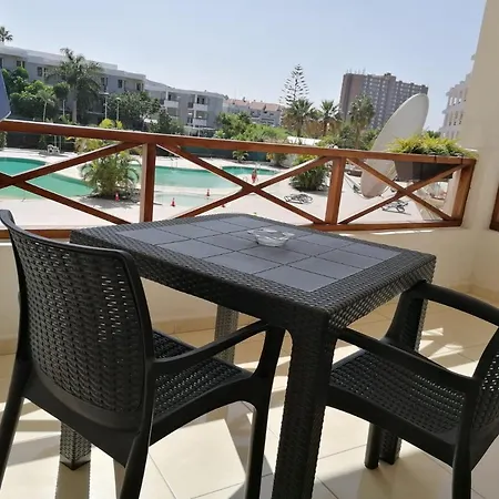 Large With Lovely Terrace And Wifi *