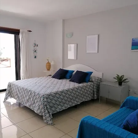 Large With Lovely Terrace And Wifi Los Cristianos (Tenerife)