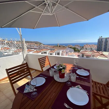 Apartment Los Diamantes 1 *