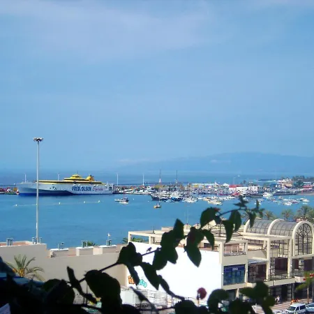 Apartment Seaview Apartment: Santa Cruz Oceanfront With Pool