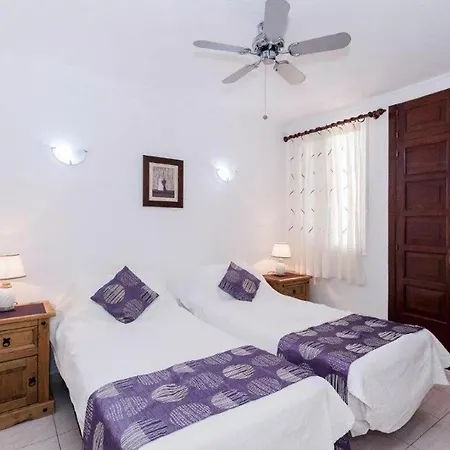 Apartment Victoria Court - 1 Bed Pool & Sea View *