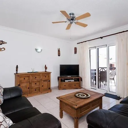 Apartment Victoria Court - 1 Bed Pool & Sea View
