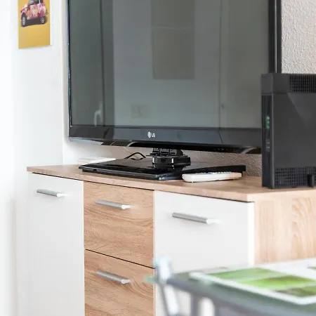 651 Bright Establishment, Heated Pool And Wi Fi * Los Cristianos (Tenerife)