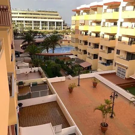 Fantastic Apartment. Cristianos. Free Wifi. Apartamento *