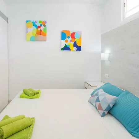 Delicious Cristianos,2bdr 2bathr Beachclose Apartment