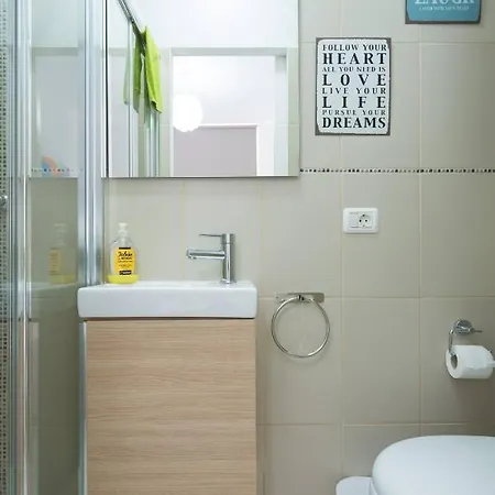Delicious Cristianos,2bdr 2bathr Beachclose Apartment *