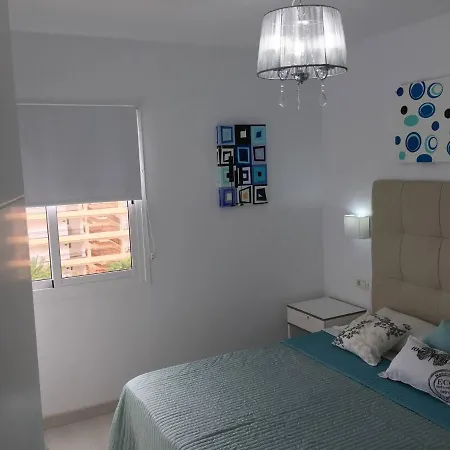 Apartment Delicious Cristianos,2bdr 2bathr Beachclose *