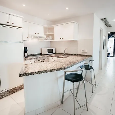 Beverly Hills Heights - Excel & Aparthotel 3*