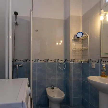 Virginia 1 Bed