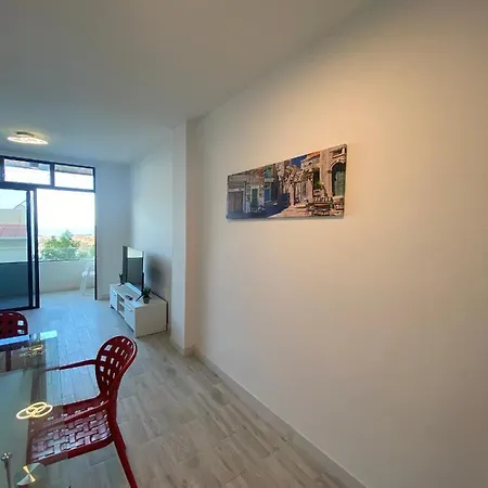 Los Cristianos, Las Vistas 1 Apartment *