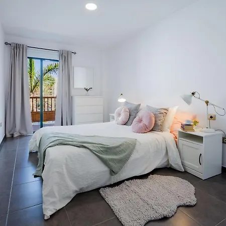 Cristianos Center Iii * Los Cristianos (Tenerife)