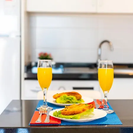 76. Cristianos First Sea Line, Parking, Wi Fi Apartment *