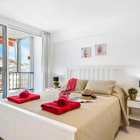 76. Cristianos First Sea Line, Parking, Wi Fi Los Cristianos (Tenerife)