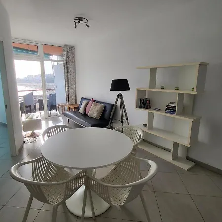 Cristianmar 5 Apartment *