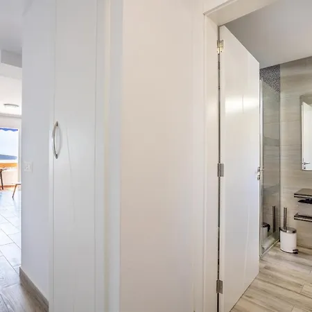 Port Royal Exclusive * Los Cristianos (Tenerife)