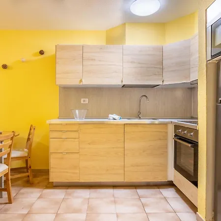 Apartment Castle Harbour Feel Like Flat Cristianos By Lovetenerife