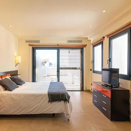 Luxury Holidays Suites, Playa De Cristianos Los Cristianos (Tenerife)