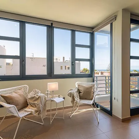 Luxury Holidays Suites, Playa De Cristianos Apartment