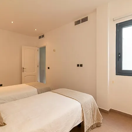 Apartment Luxury Holidays Suites, Playa De Cristianos Los Cristianos (Tenerife)