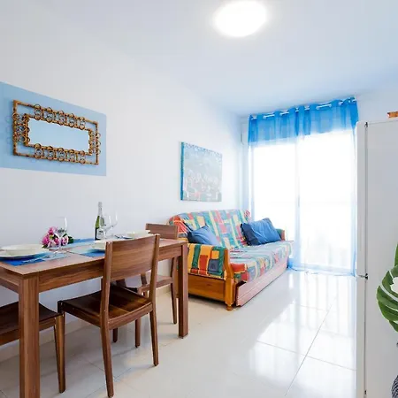 B2 Vistas Wi Fi Fibra Smart Tv Apartment Los Cristianos (Tenerife)