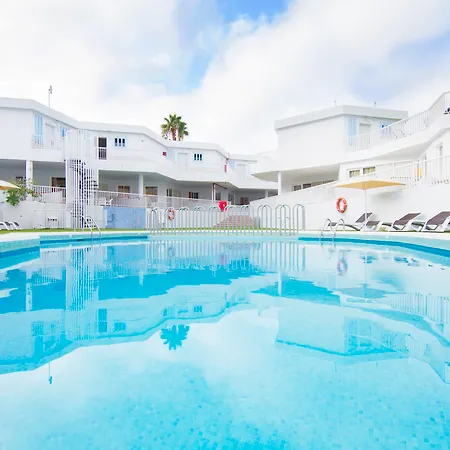 Checkin Atlantida Aparthotel