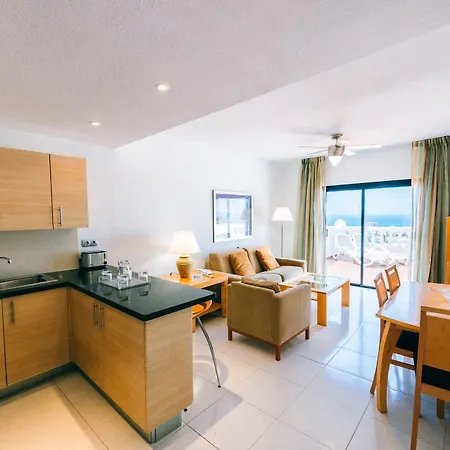 Hollywood Mirage - Excel & Los Cristianos (Tenerife)