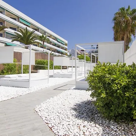 Checkin Atlantida Aparthotel Los Cristianos (Tenerife)