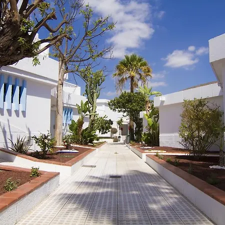 Checkin Atlantida Aparthotel 3*