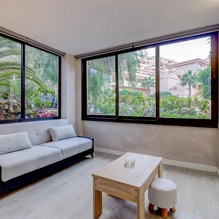 Castle Harbour Studio Apartment *