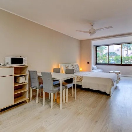 Apartment Castle Harbour Studio *