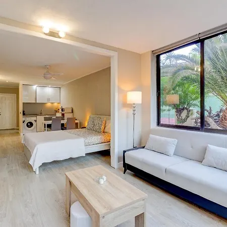 Apartment Castle Harbour Studio