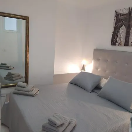 Castle Harbour Apartment