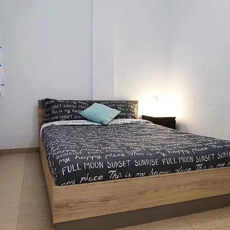 The Heights - Cristianos - Heated Pool - Wifi Free Apartment Los Cristianos (Tenerife)