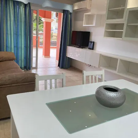 Parque Paraiso, Cristianos Apartamento *