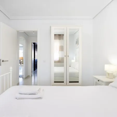 Apartment Black And White Free Wifi