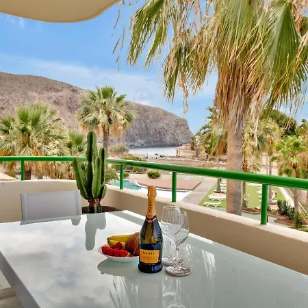 Casa Marinita, Floor, Direct Access To The Seafront Apartment *