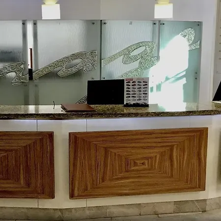 Aparthotel Hollywood Mirage - Excel & Los Cristianos (Tenerife)