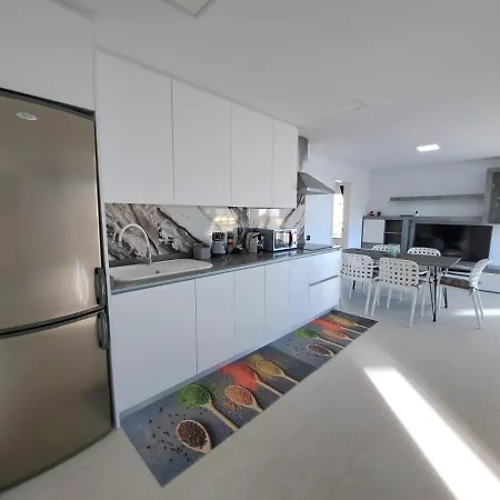 Newly Reformed 2 Bedroom In The Center Of Cristianos
