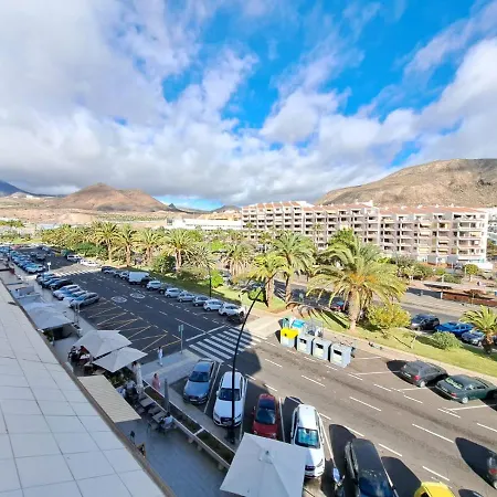Apartment Newly Reformed 2 Bedroom In The Center Of Cristianos