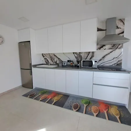 Apartment Newly Reformed 2 Bedroom In The Center Of Cristianos Los Cristianos (Tenerife)