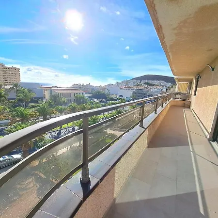 Apartment Newly Reformed 2 Bedroom In The Center Of Cristianos Los Cristianos (Tenerife)