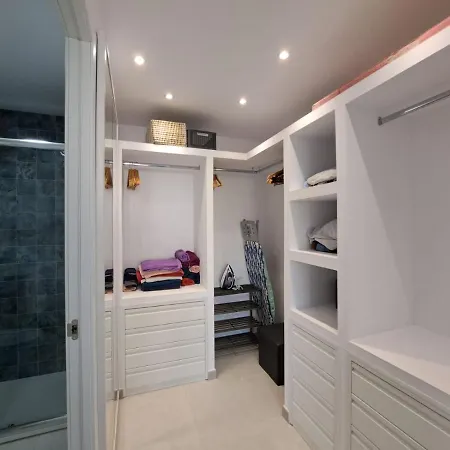 Apartment Newly Reformed 2 Bedroom In The Center Of Cristianos