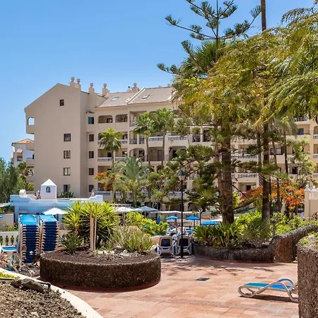 Apartment Castle Harbour Luxury Family Heated Pool By Lovetenerife Los Cristianos (Tenerife)