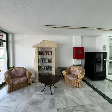 Apartment El Sol Chipeque, Cristianos Estudio *