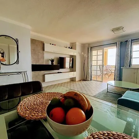 Stylovy S Uzasnym Vyhledem V L/cristianos Apartment *