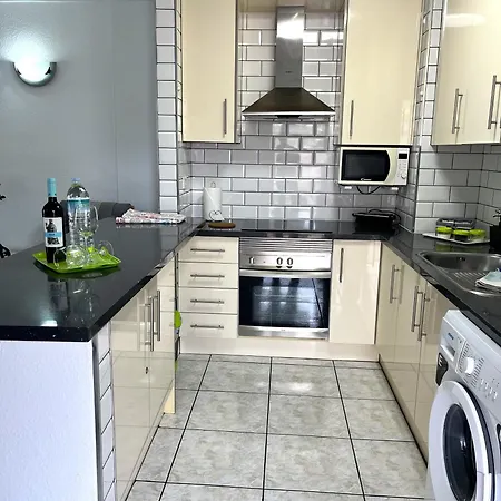 Estudio Cristianos-tenerife- Los Cristianos (Tenerife)